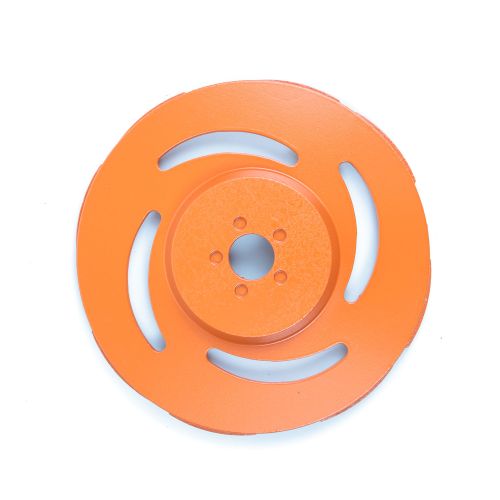 Cyclone diamond grinding cup wheel for concrete surface preparation